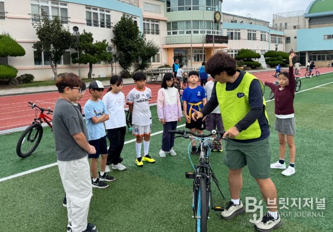 ‘안전하고 건강하게 자전거 타기’ 교육