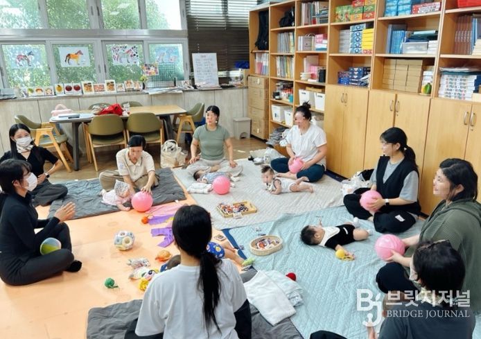아기와 함께하는 힐링 엄마모임
