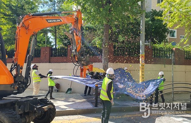 진동수확기를 활용한 열매채취