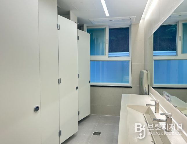 화장실을 안락한 공간으로 탈바꿈