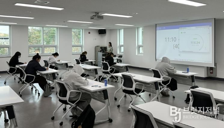 울주군 학교밖청소년 52명, 올해 검정고시 합격