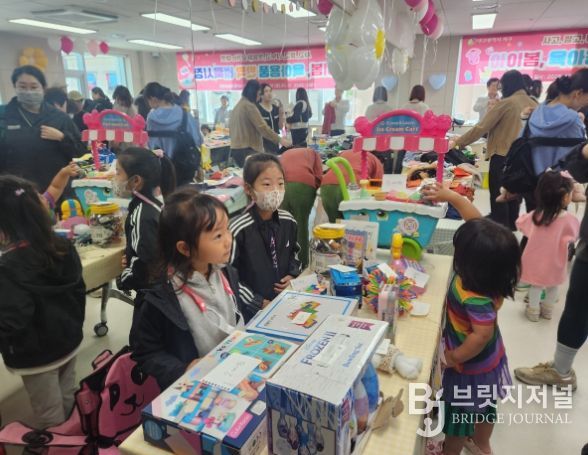 아이봄 키즈카페서 육아용품 ‘반짝 벼룩시장’