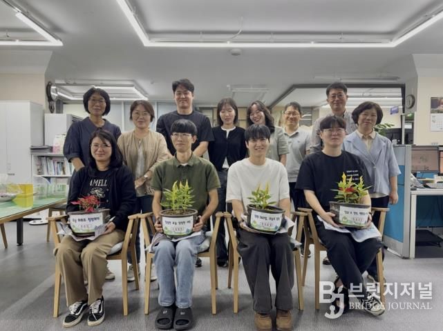 산청군, 청렴마음 담은 꽃길 가꾸기 실시