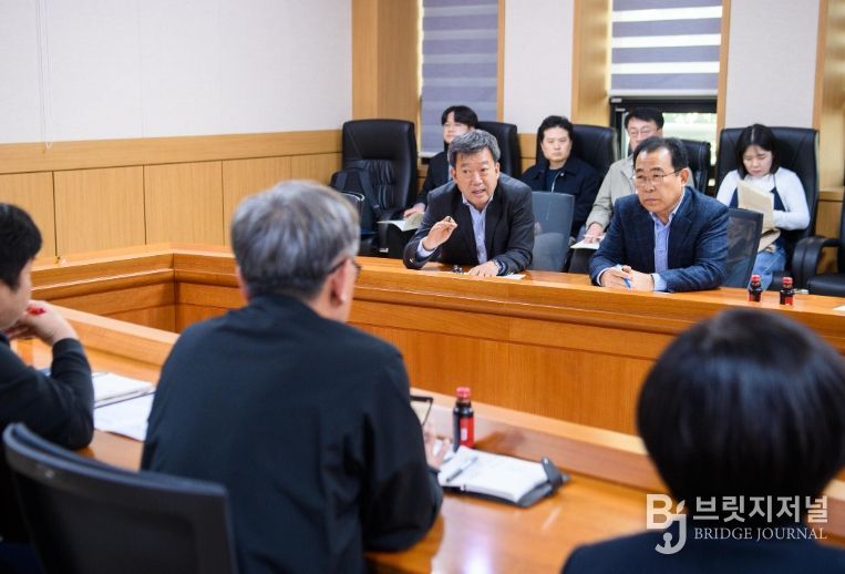 울릉군 의회, 포항지방해양수산청 방문