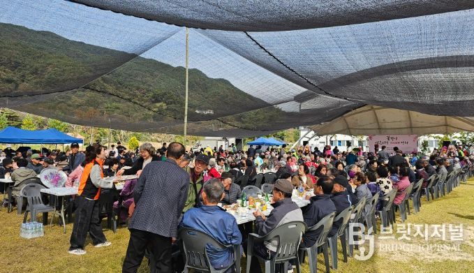 지역 주민과 어르신들이 함께 만든 축제의 장