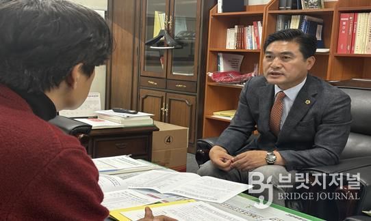 김정수 강원특별자치도의원(철원1) '철원 오지3리 악취관리지역 신규 지정 및 악취개선 방안 논의'