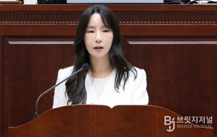 구정질문 하는 윤정회 의원