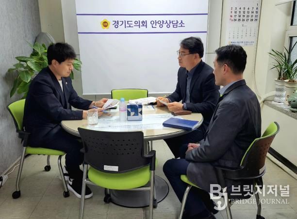 경기도의회 유영일 의원, 경기기후위성 발사 기념 행사 관련 보고 가져