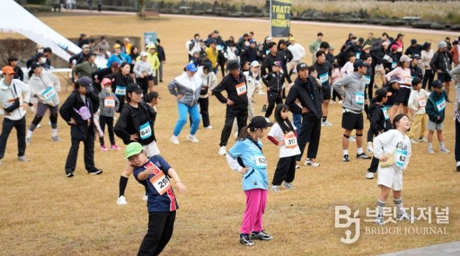“제주 신화 속을 달린다”돌문화공원 러닝 행사 인기