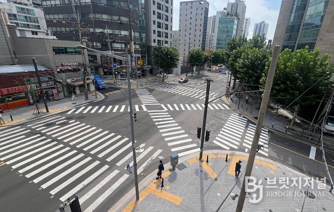 서울영동초 인근 교차로(당산동아아파트 교차로) 개선 후