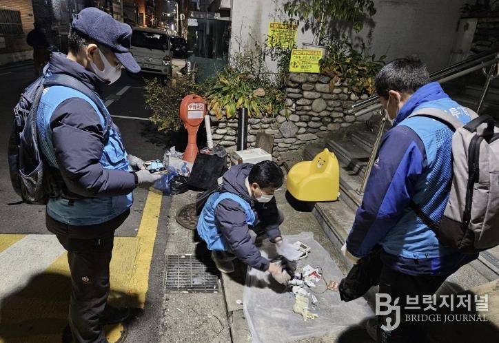 성북구, 야간 특별단속으로 상습 무단투기 근절 총력