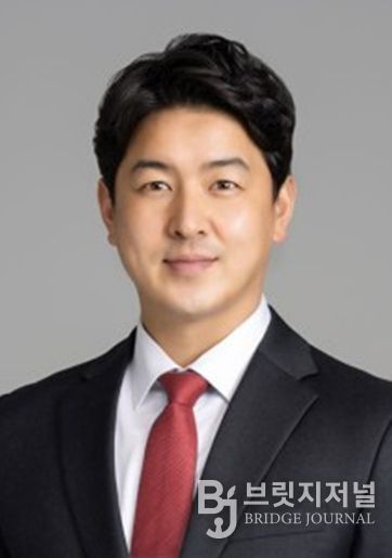 강원도의회 문관현 위원장