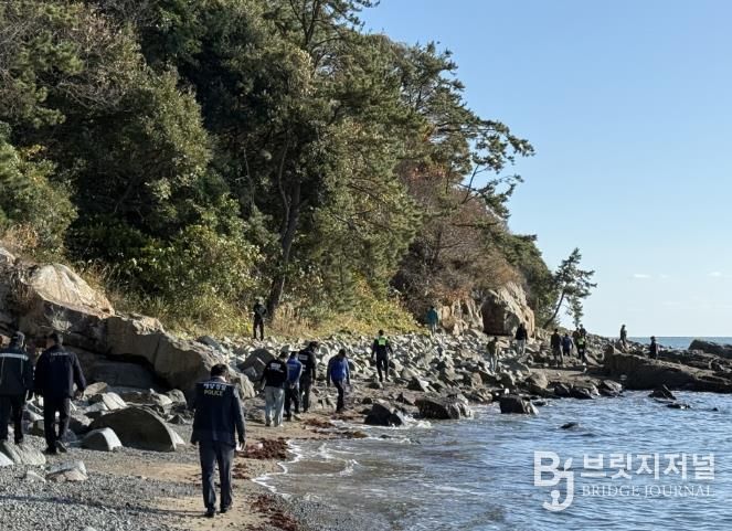 해안가 마약류 유입 원천 차단..완도해경, 관계기관과 함께 합동 수색 강화