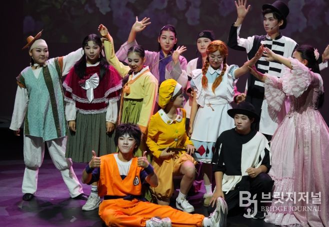 <중고등부 공연 사진>