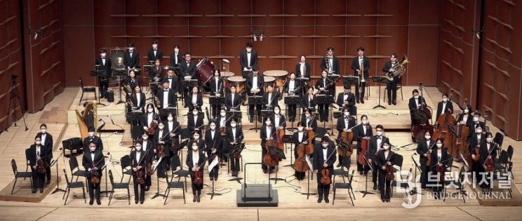 상필하모닉오케스트라와 정기연주회