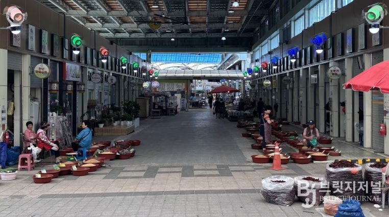화순고인돌전통시장 전경
