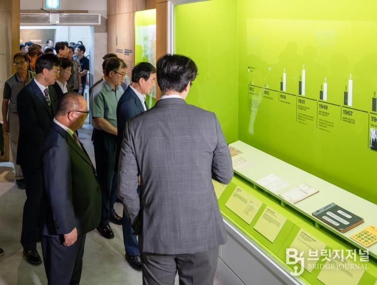 특별전 전시해설 스케치 사진