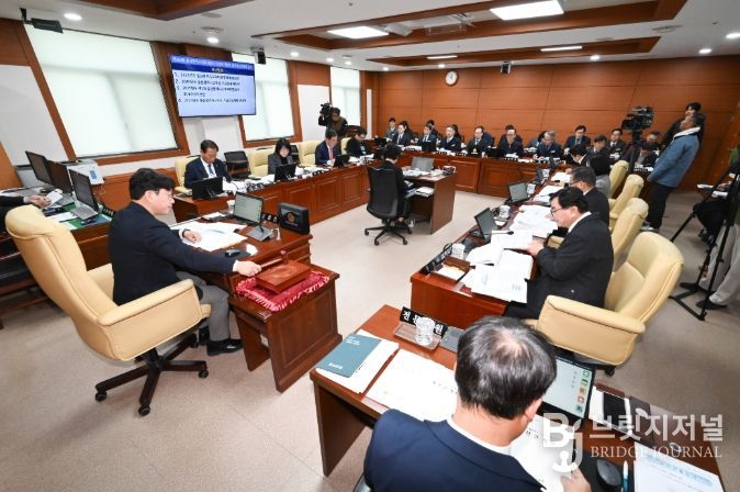 예산결산특별위원회, 2026년도 울산광역시교육비특별회계 예산안 등 심사