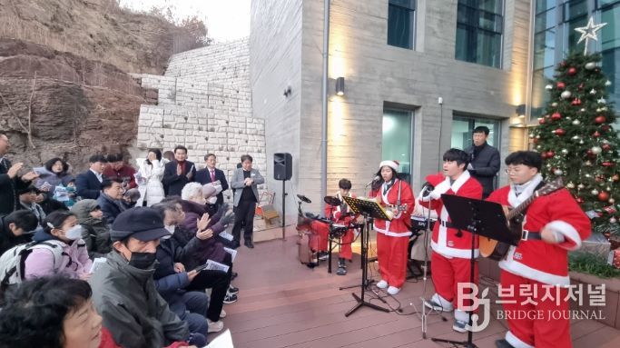 검단동, 지역사회가 함께 만든 ‘2025 트리 점등식’