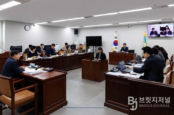 부천시의회 도시교통위원회, 2025년도 행정사무감사 마무리