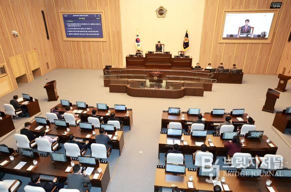 제430회 정례회 3차 본회의-도의회 충북 제천·영동 송전선로 건설 계획 전면 백지화 등 요구