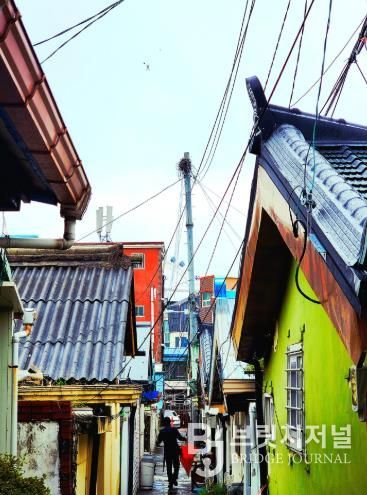 인생사진 맛집, 속초 대상 수상작(새마을길 비오는 어느날)