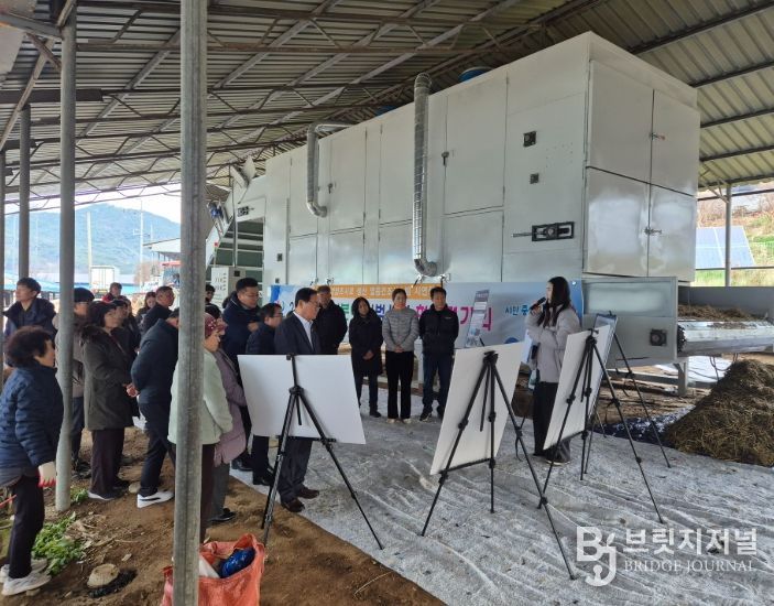 정읍시, 고품질 조사료 '열풍 건조' 기술 선보여