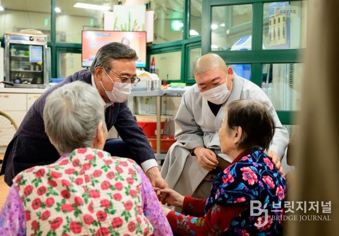 어르신 삶의 현장 점검하는 오순문 시장