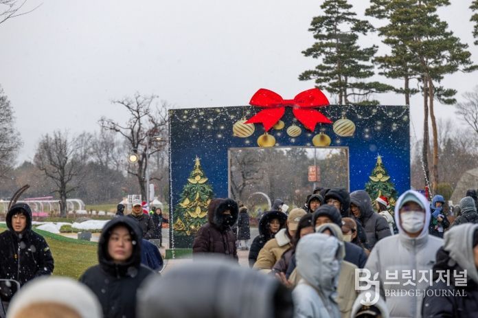 순천만국가정원, 크리스마스 ‘산타가든 위크’ 대흥행