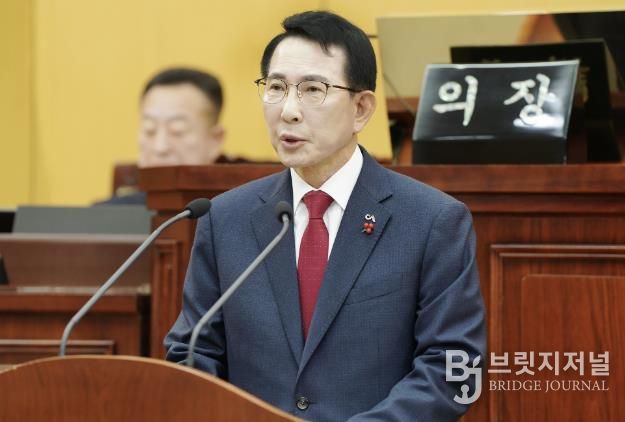 이완섭 서산시장이 5일 서산시의회 제311회 임시회에서 새해 청사진을 밝혔다.