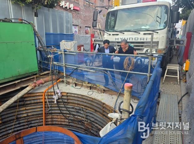고성군의회 김석한 산업경제위원장, '송학지구 하수도정비 중점관리지역 침수예방사업' 현장 점검