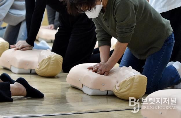 심폐소생술 교육 실시 모습