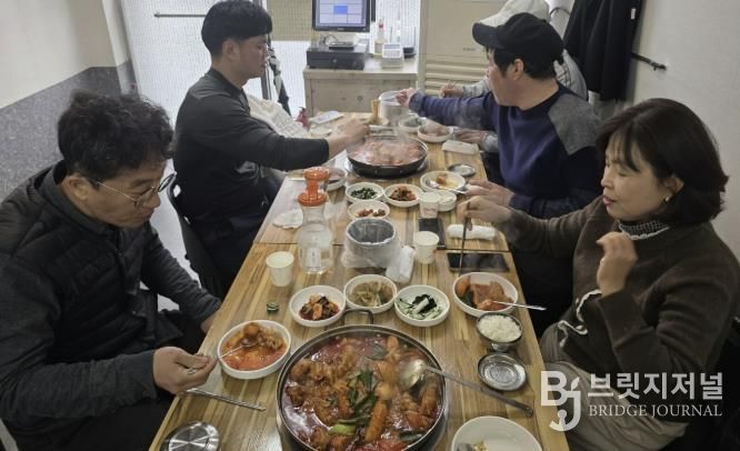 수원시 팔달구 매교동, 환경관리원 격려 간담회 실시