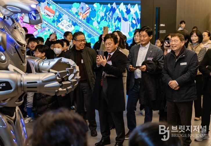 김경호 광진구청장 광진미래기술체험관 방문