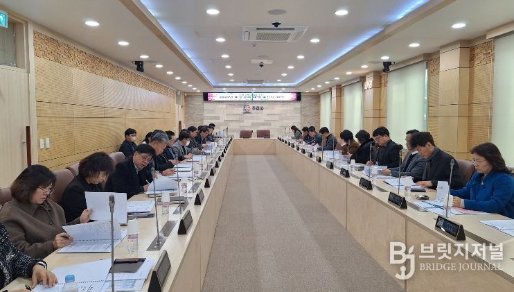 홍천군, ‘비상경제대책추진단’ 가동 1차 회의 개최... 민생경제 회복 위한 긴급 대응 본격화