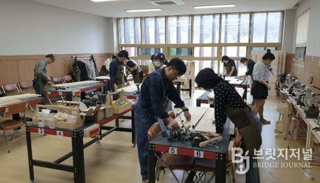 국민고향정선 '청년목수아카데미'로 기술교육-일자리-정착 선순환 구조 마련