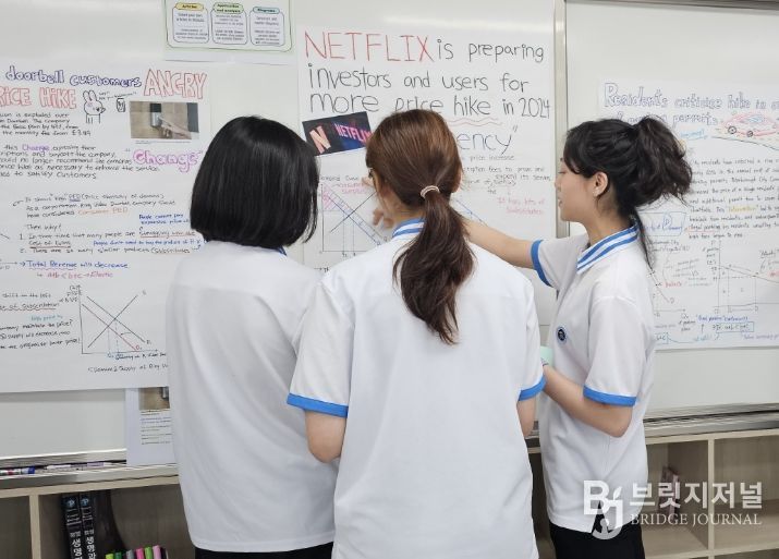 세계 평균 상회하는 성적과 ‘이중언어 디플로마’ 대거 획득