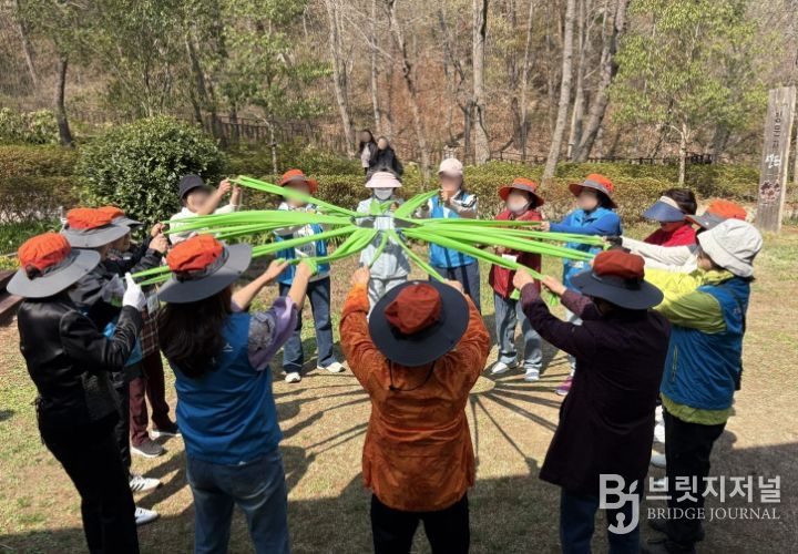 기장군 치매예방 산림치유 프로그램 운영