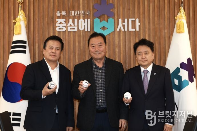 유승안 감독 접견