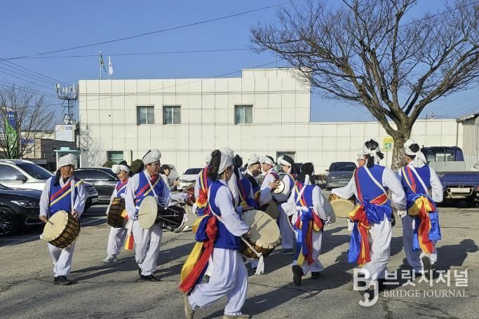 보은군 마로면 구병산풍물패, 정월대보름 지신밟기 행사 열어