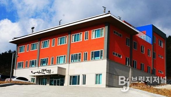 여수시립노인요양시설 ‘진달래마을’ 전경