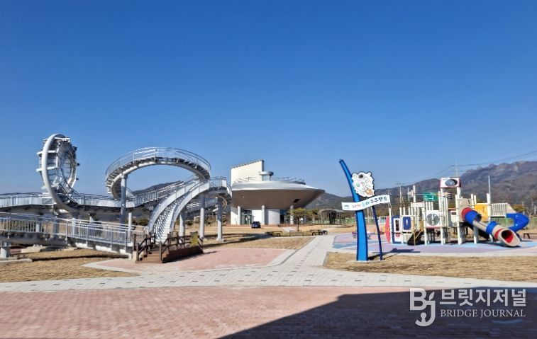 새로운 나들이 명소 해창만 ‘나라올라우주랜드’