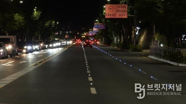 태양광 LED 표지병 시공사례(서울시 성산로)