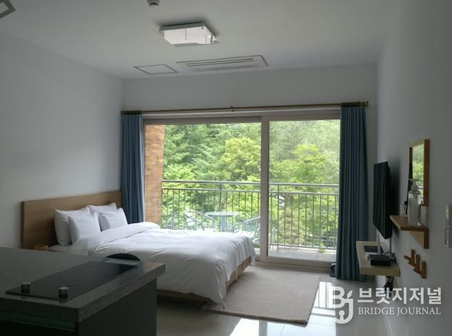 화천군의 지원으로 시설환경 개선을 완료한 화천지역 농어촌 민박들