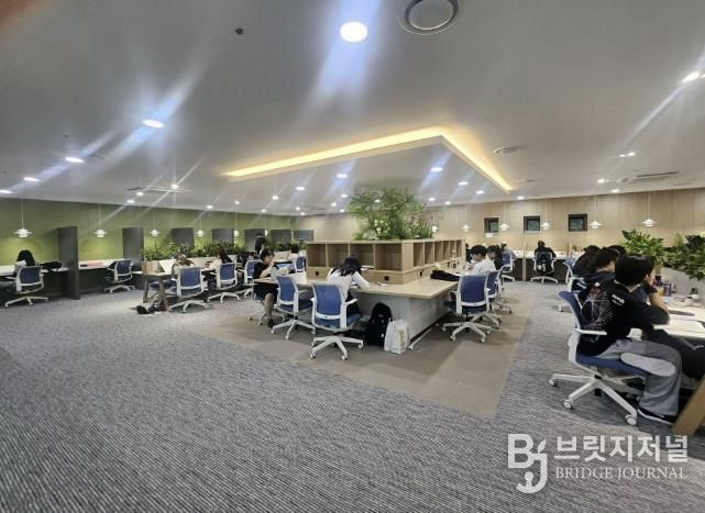 몽글몽글 스터디존 내부 전경