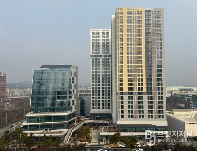 시흥시(정왕) 어울림센터 및 행복주택 전경사진(준공)