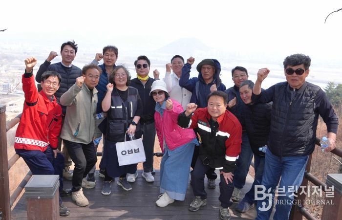 육동한 춘천시장 장군봉 등산로 현장점검