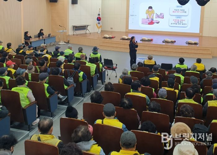 영도구, 노인일자리 팀장 어르신 대상 ‘현장 안전관리교육’ 실시