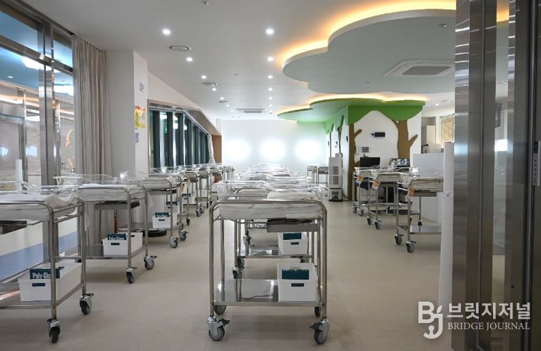 광양시, 출생정책 구조 전환으로 출생아 증가 흐름 이어가(광양시 공공산후조리원 영유아실)