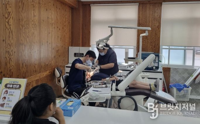 학교로 찾아가는 치과...홍성군, 초등생 치아건강 지킨다
